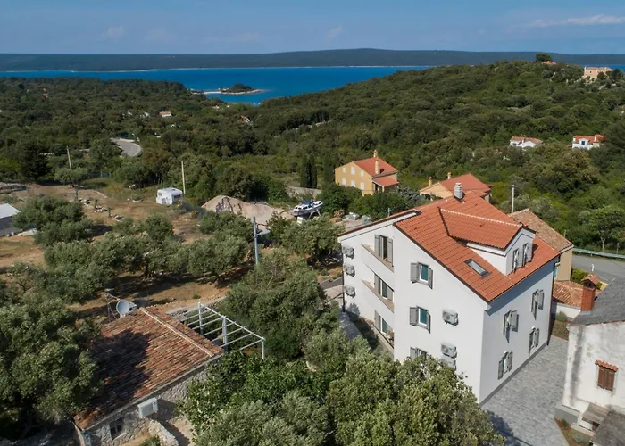 Daire With Parking Space Sveti Jakov, Losinj - 24153